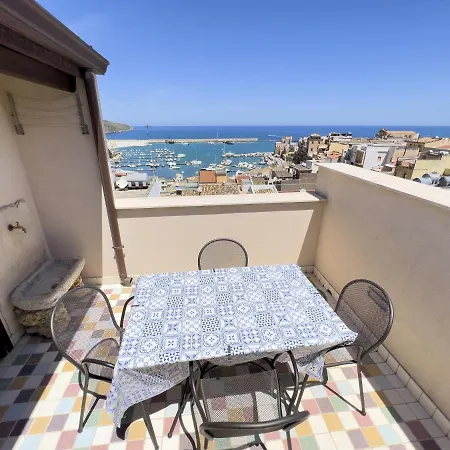 Sicilia Ovest - Sea View Terrace Antiche Scale Apartamento
